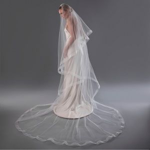 tia mazza VO775 veil